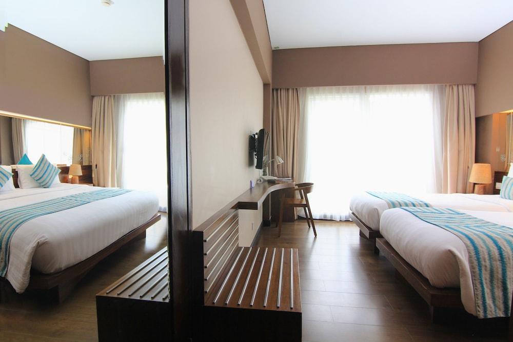 Grand Ixora Kuta Resort Esterno foto