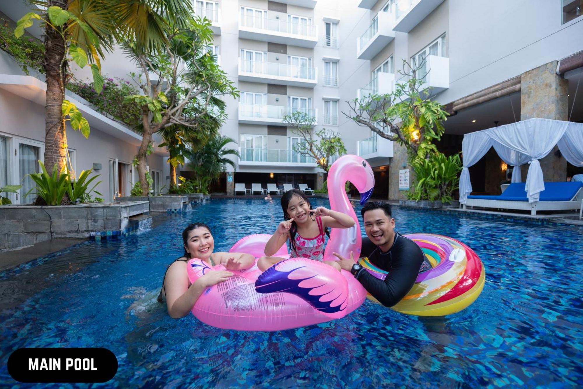 Grand Ixora Kuta Resort Esterno foto