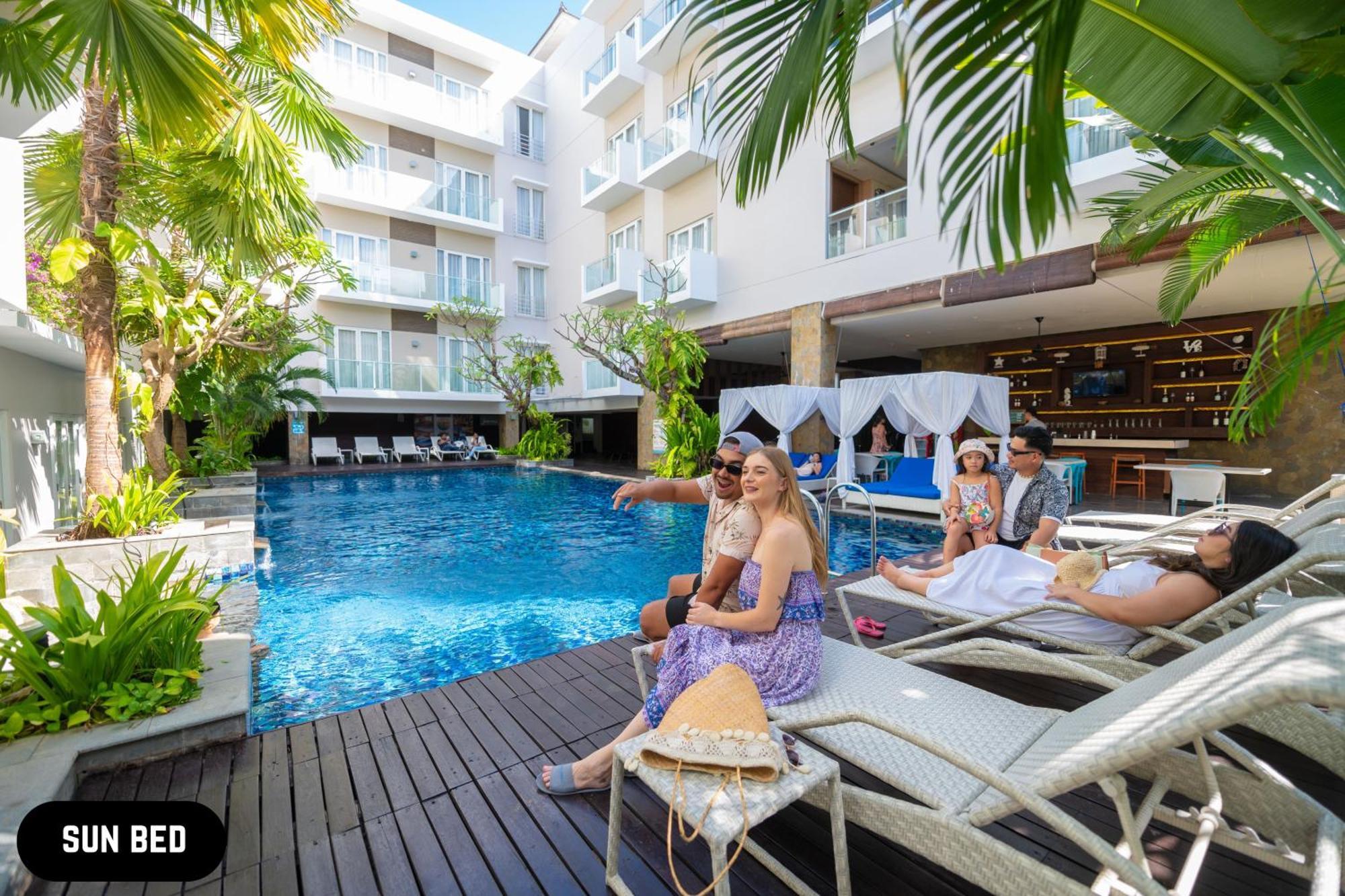 Grand Ixora Kuta Resort Esterno foto